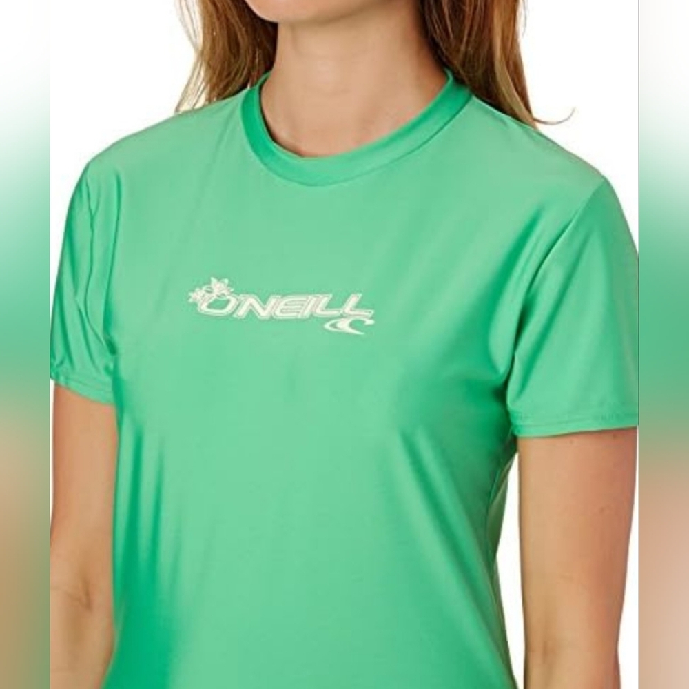 O’Neill Women’s Basic Skins Short Sleeve Sun Shirt Rash Guard Green Size Large